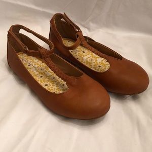 NWT Hanna Andersson T-Strap Flats